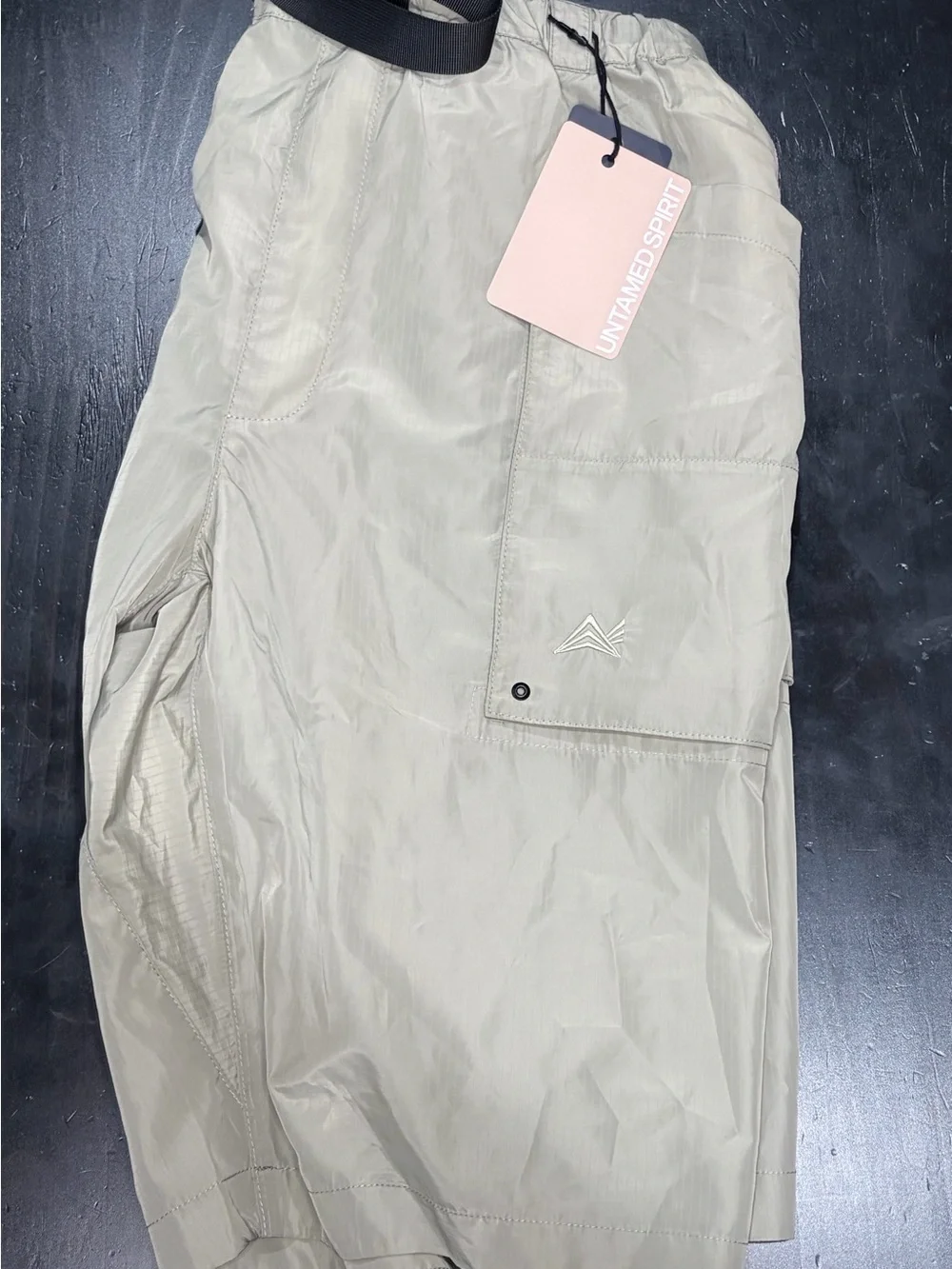 NWT XL Rúngne  Men's “Flow” climbing shorts in elm grey